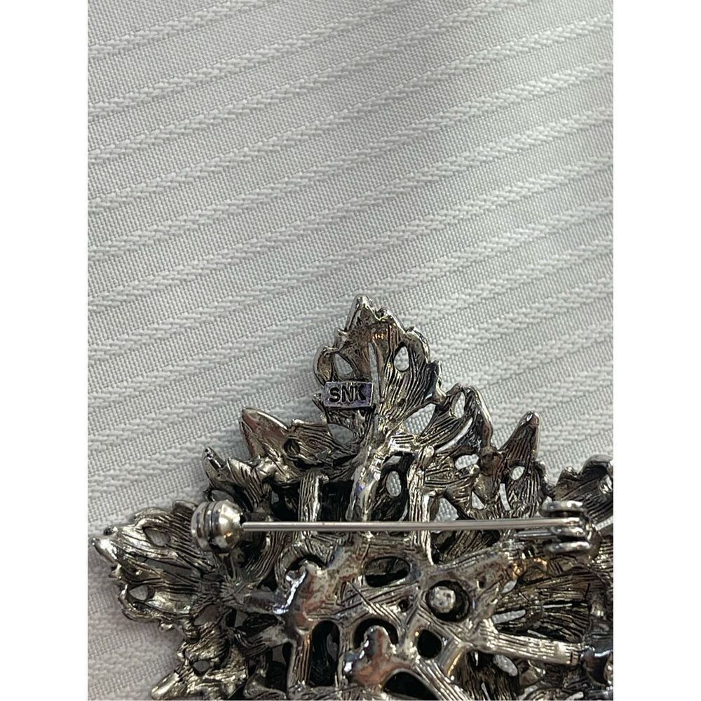 SNK Rhinestone Brooch Signed Rare - Picture 3 of 6